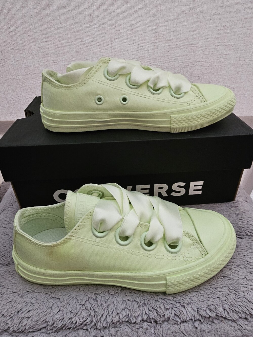 Converse Chuck Taylor All Star Barely Volt GS Size US 12 Small Mark On Side